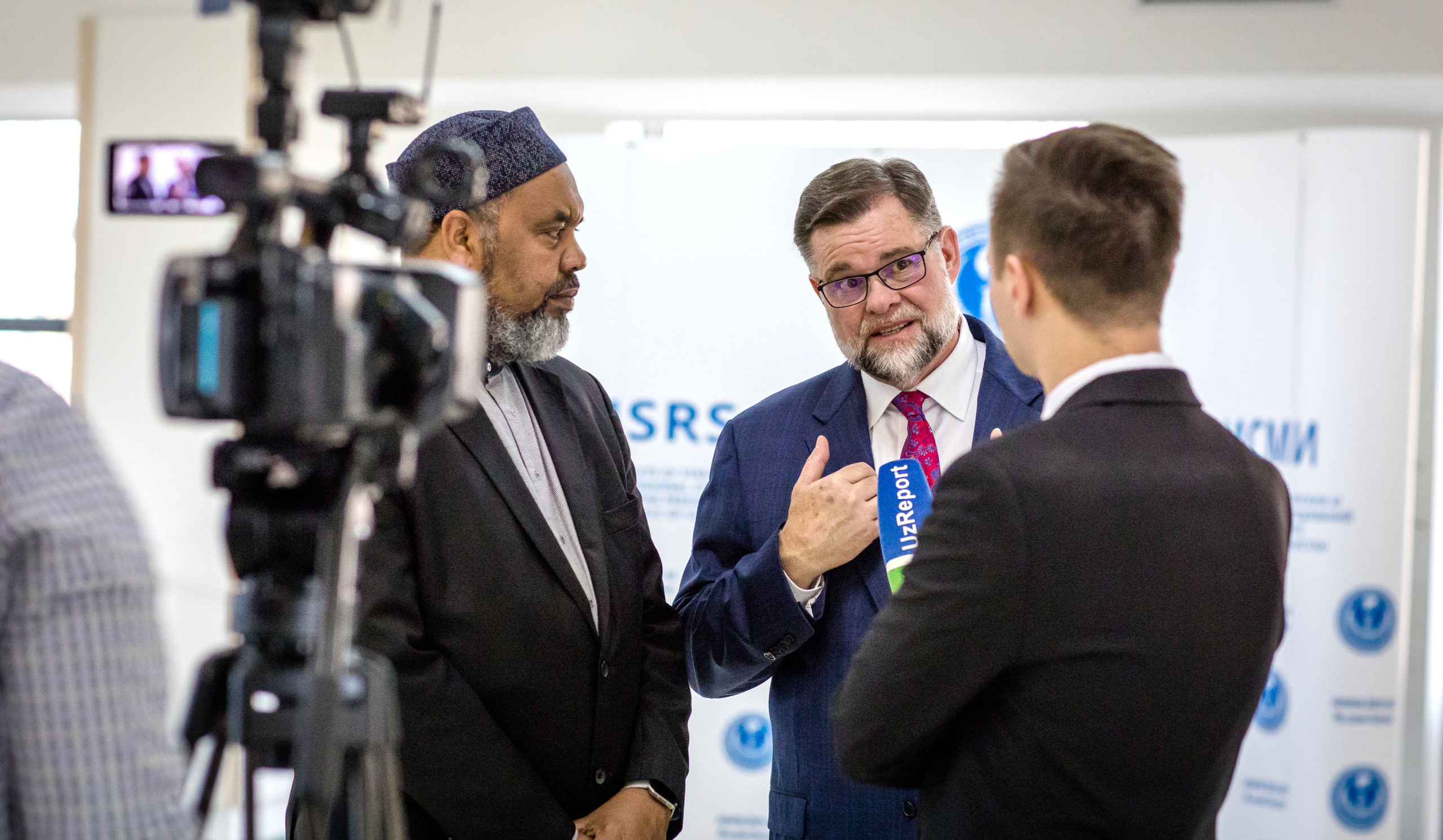 Bob Roberts Speaking in front of a camera